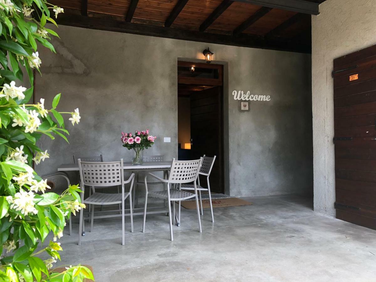 L' Antica Corte Lazzago โกโม ภายนอก รูปภาพ